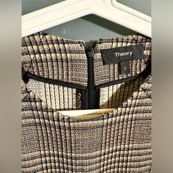 Theory Wool Plaid Power Dress. Size 4. Excellent condition. - Picture 4 of 4